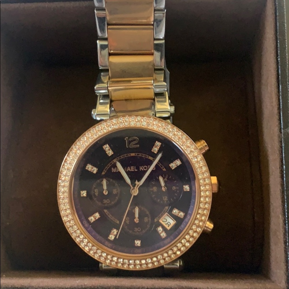 MICHAEL KORS WOMANS WATCH